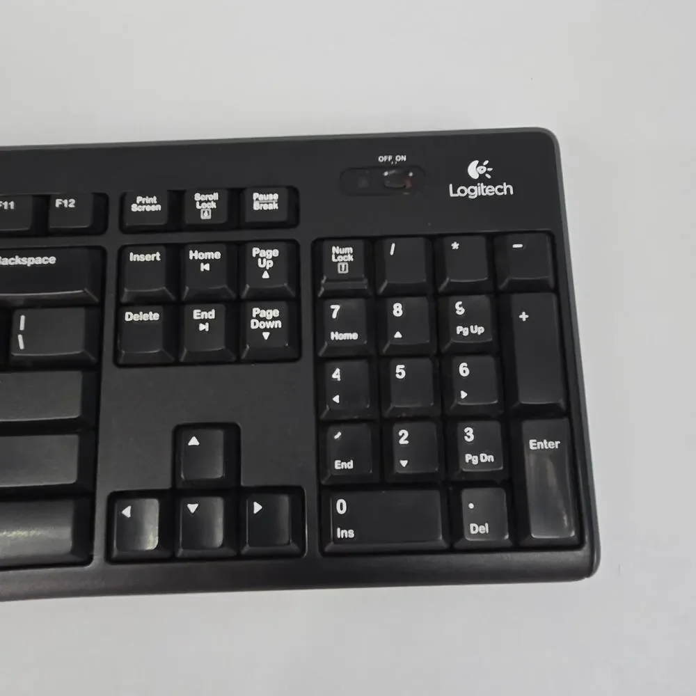 Logitech K270 Wireless Full Keyboard NO RECEIVER